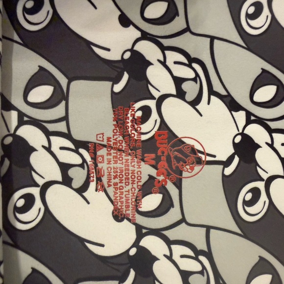 Stylish Women's Cartoon Print Leggings - Gray - Picture 2 of 4